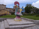 Barcelos - il Galo de Barcelos  uno dei simboli della tradizione portoghese: simboleggia la fede, la buona fortuna e la giustizia